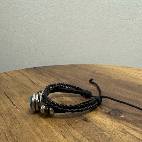 Yin & Yang bracelet - Picture 2 of 3